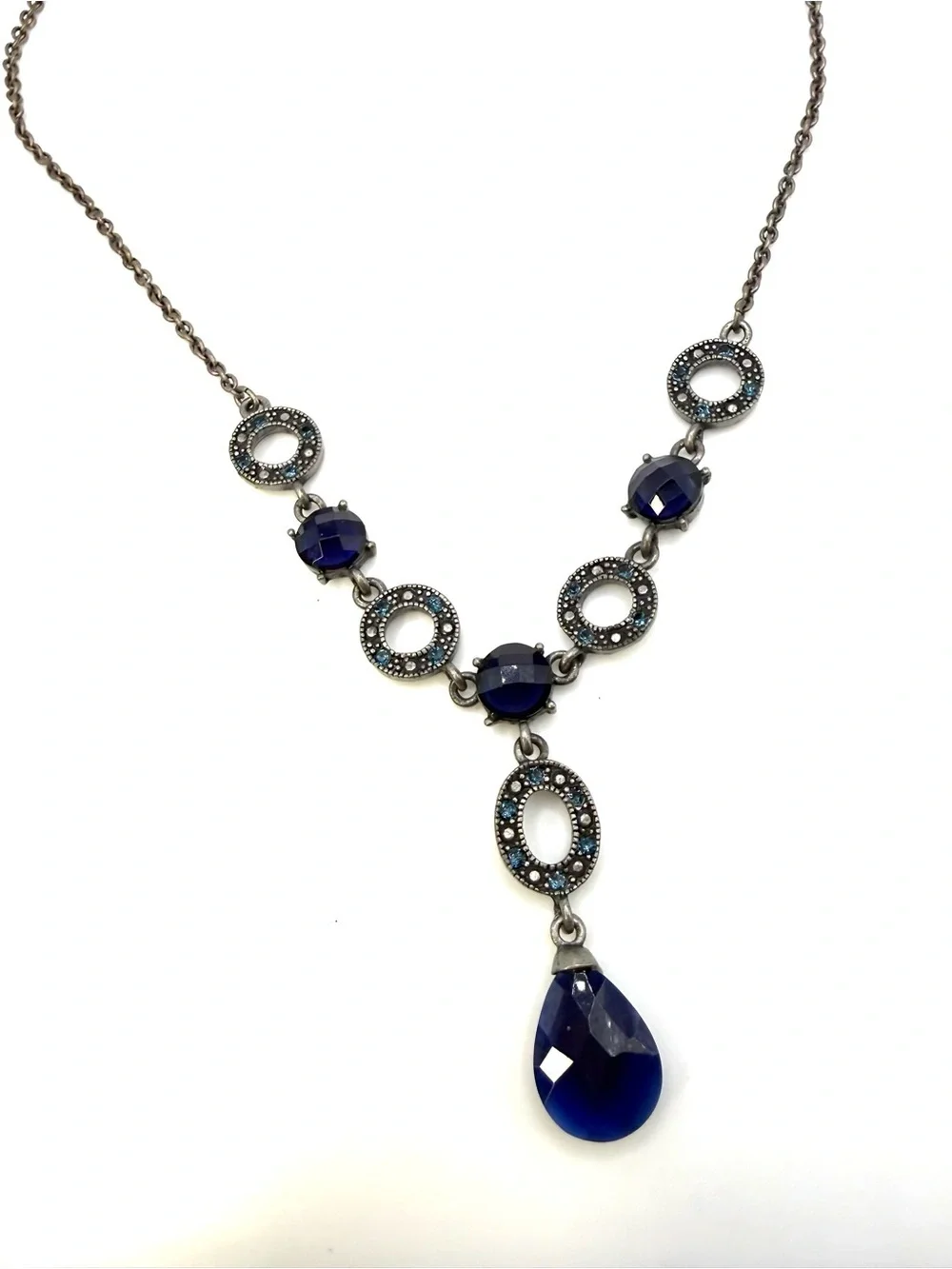 Nina Ricci for Avon Blue Crystal Teardrop Pendant Necklace 17.25”